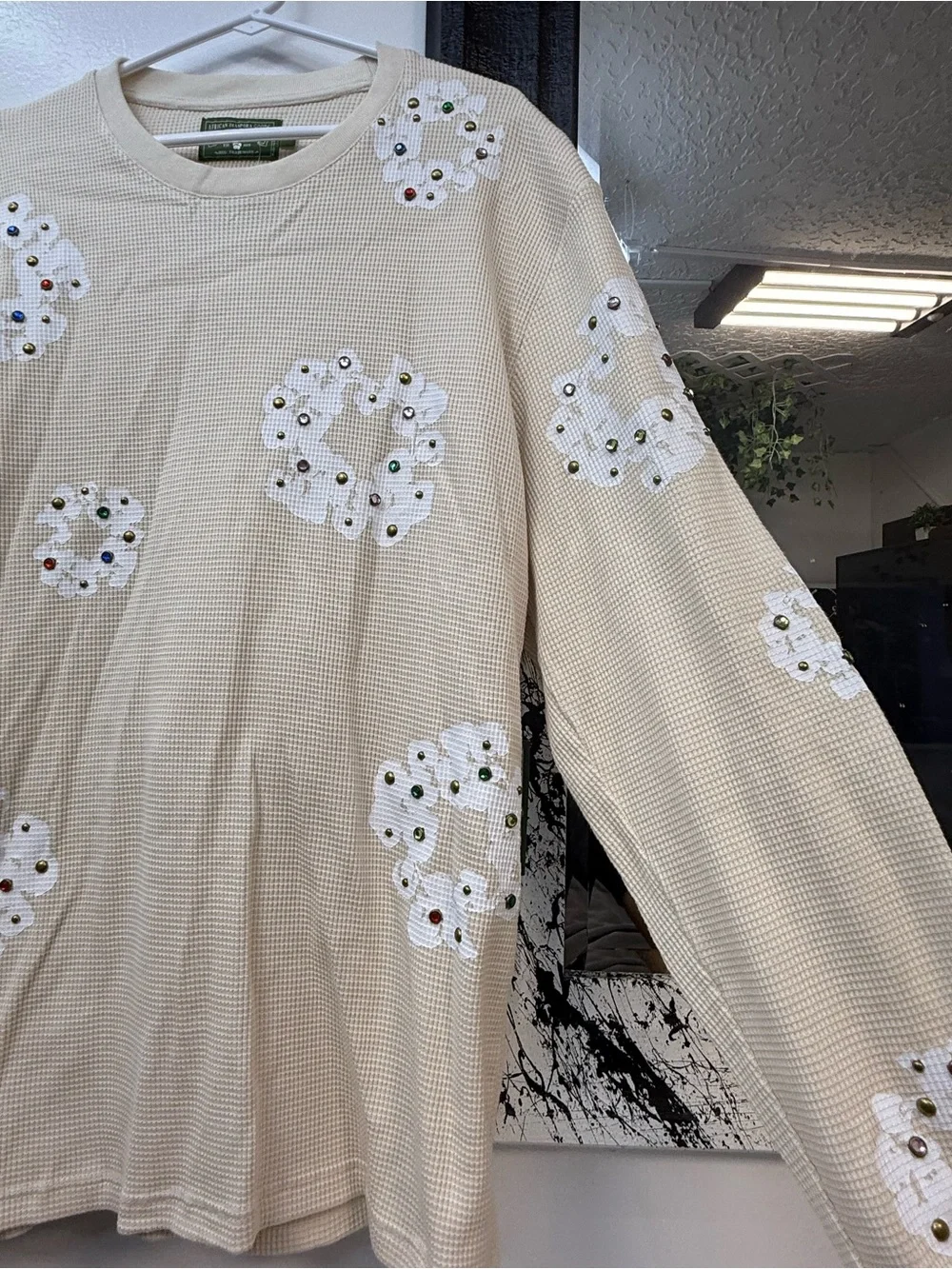 Denim Tears Embellished Cream Waffle-Knit sweatshirt - Picture 4 of 9